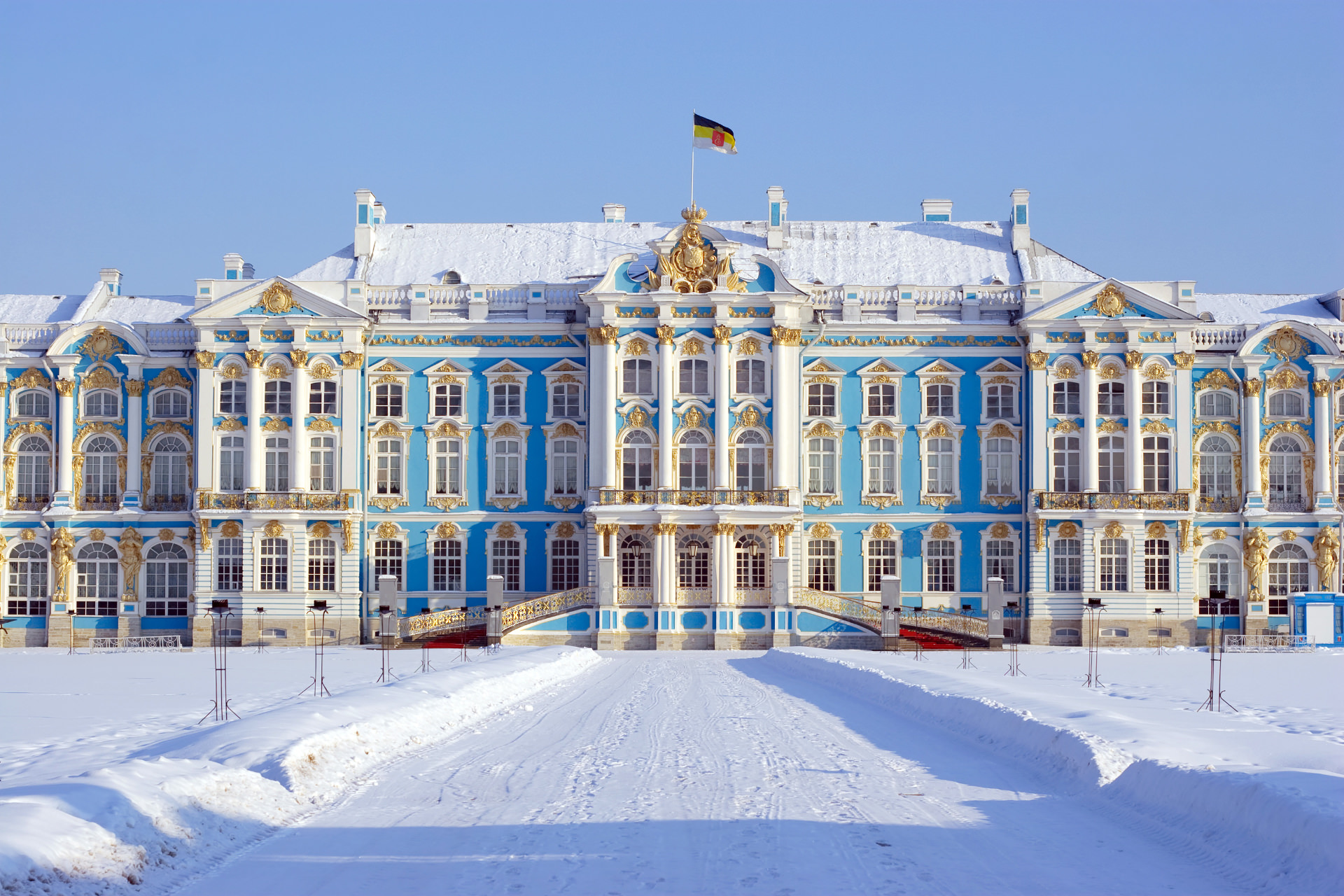 palace winter tour